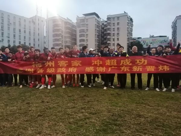 影片在全球获得5.54亿票房，还入围了第84届奥斯卡金像奖最佳动画长片奖